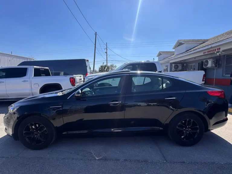 119520 kia optma (3)