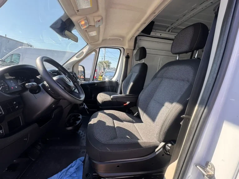 2022-ram-promaster-2500-159-wb-113831 (15)