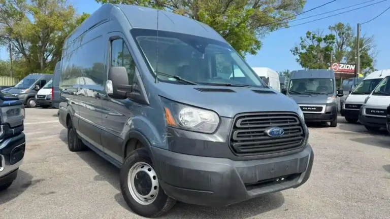FORD TRANSIT 250 - 2019 - B33137 (1)