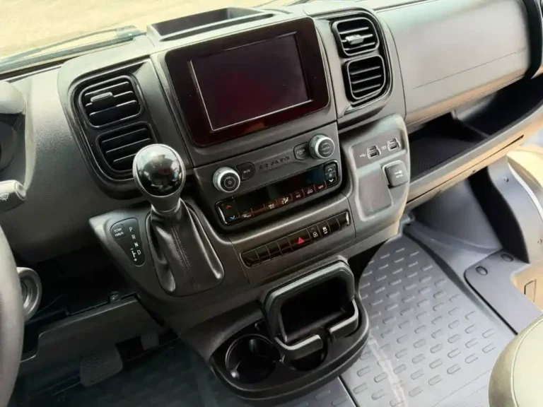 128723 RAM 2500 (13)