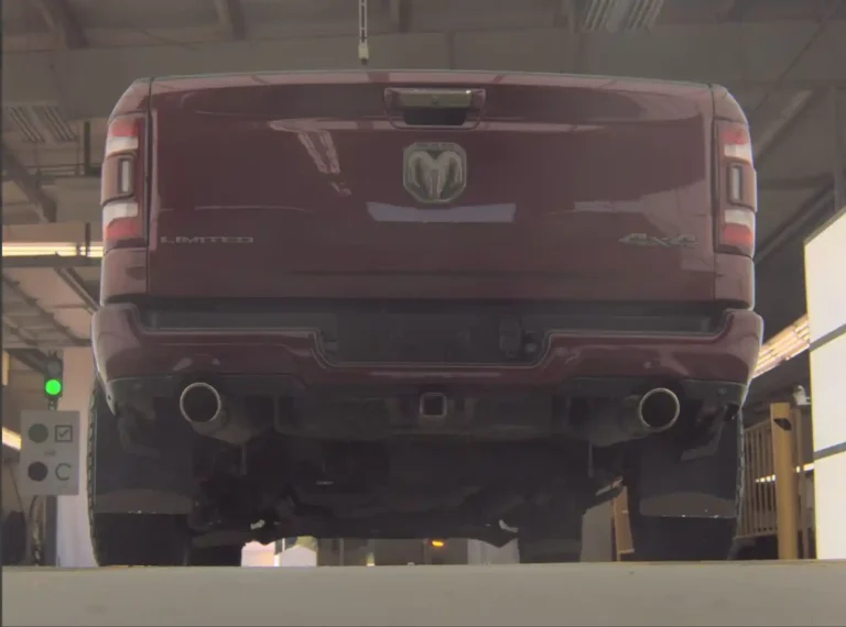 556892 RAM 1500 (16)