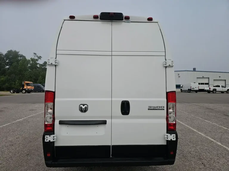 567267 (11)