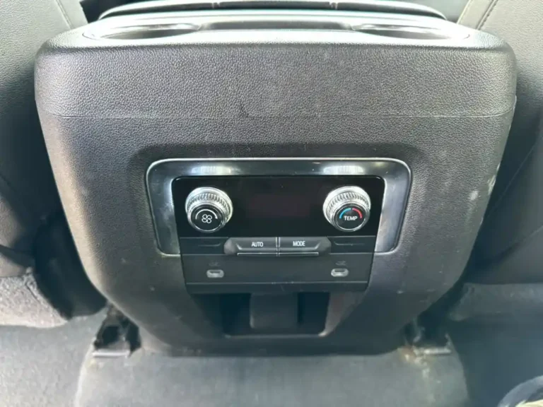 249836 YUKON (20)